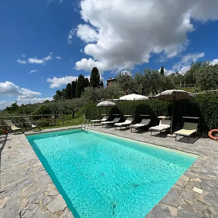 Patrizia Villa *